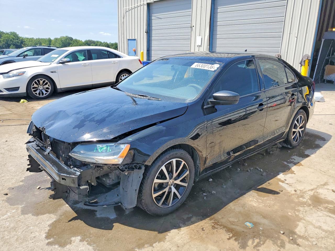 3VWD67AJ8GM266905 · 2016 VOLKSWAGEN JETTA