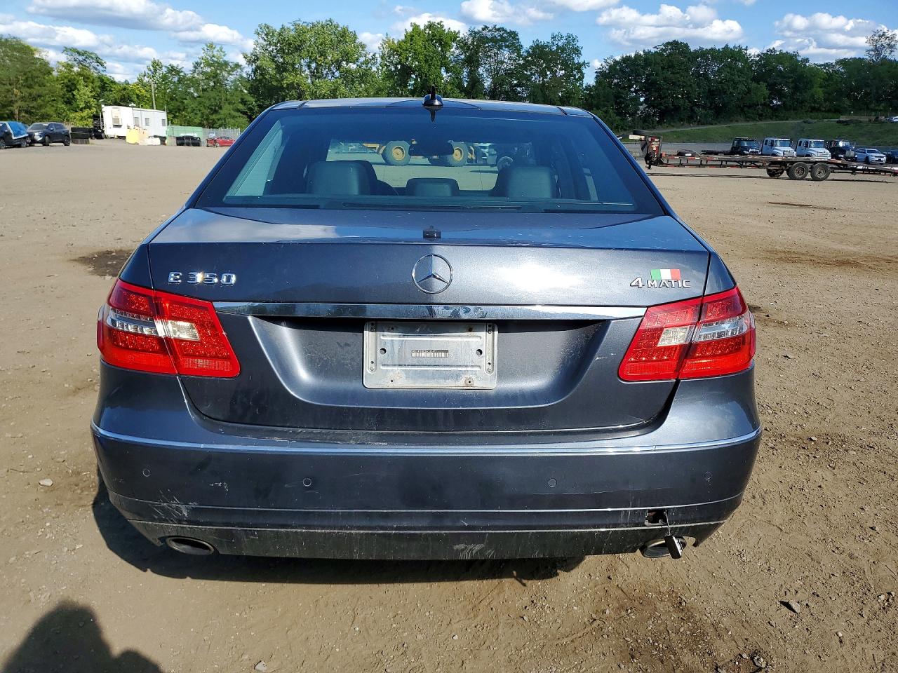 WDDHF8HB2BA265477 · 2011 MERCEDES-BENZ E · 6/12