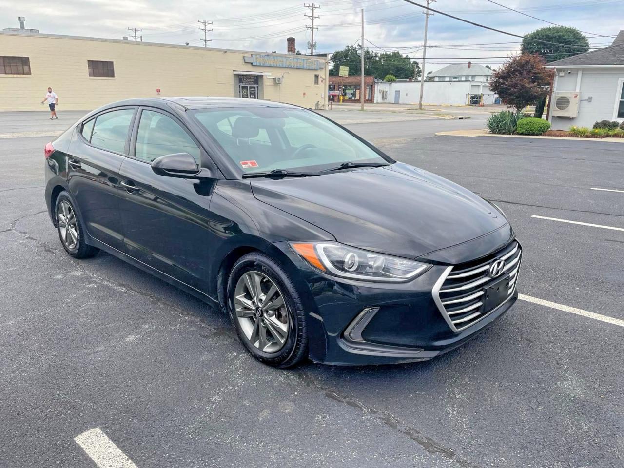 5NPD84LF1HH194151 · 2017 HYUNDAI ELANTRA