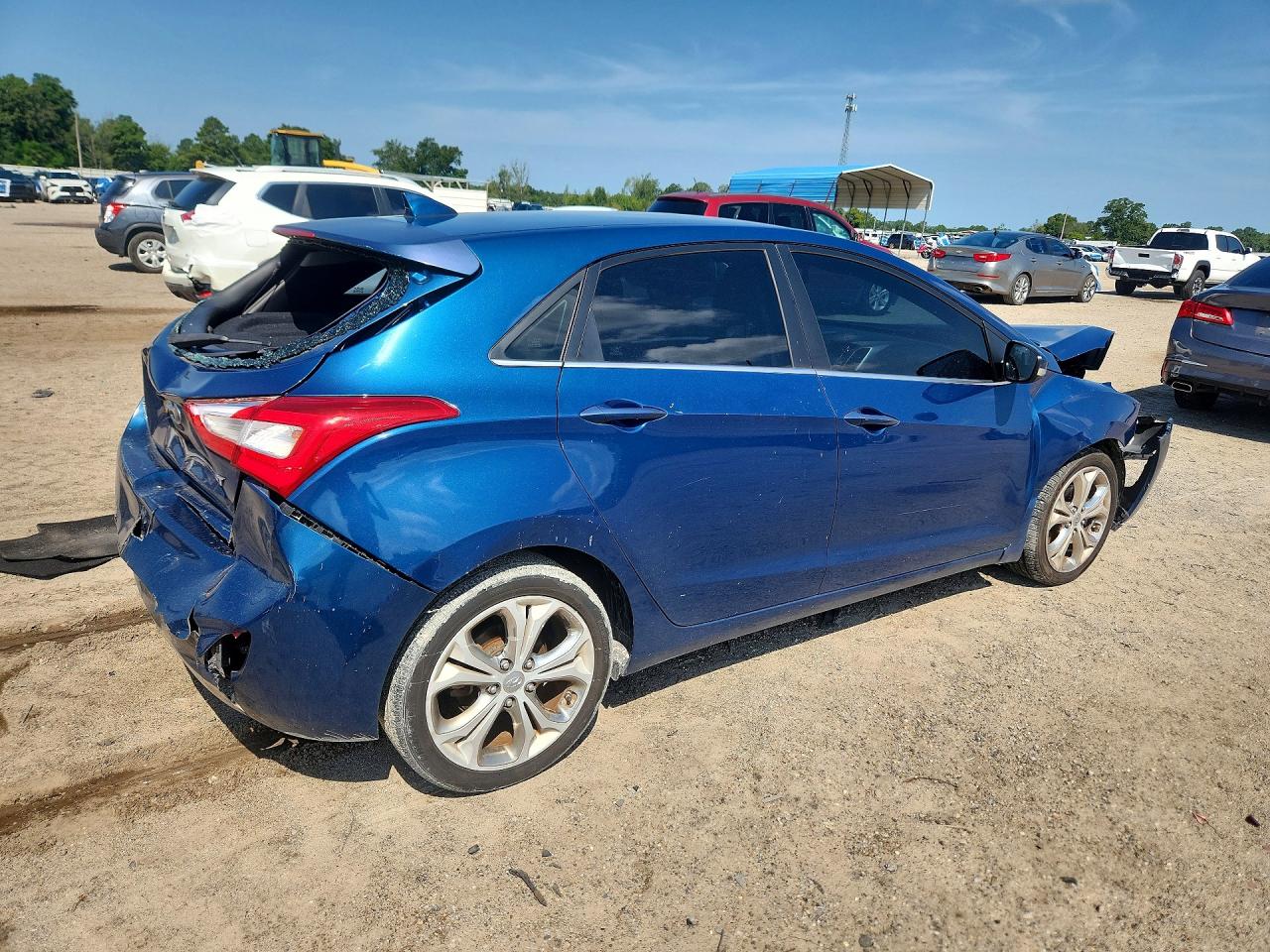 KMHD35LH0EU172113 · 2014 HYUNDAI ELANTRA GT · 3/13