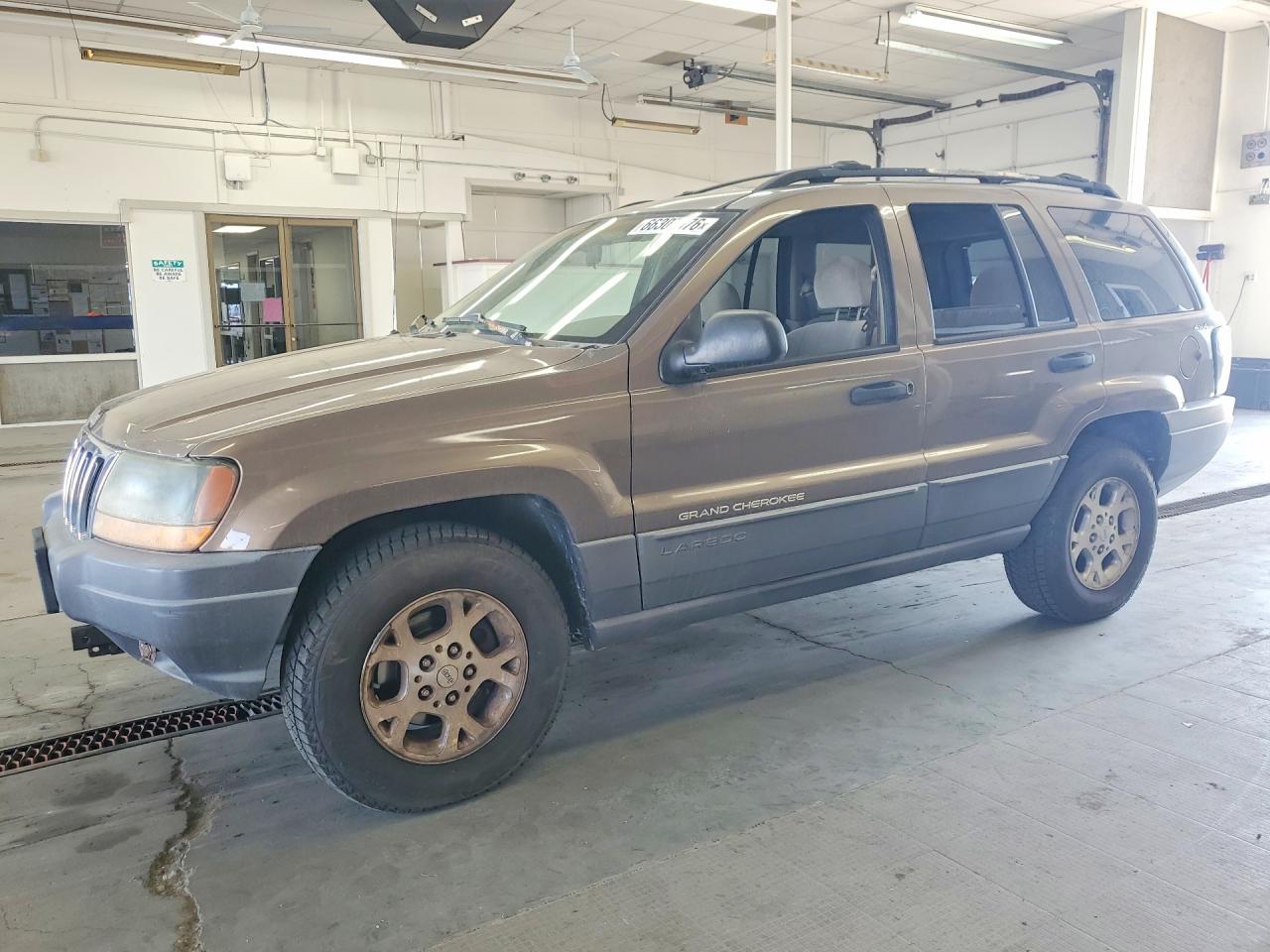 1J4GW48S21C618571 · 2001 JEEP GRAND CHEROKEE