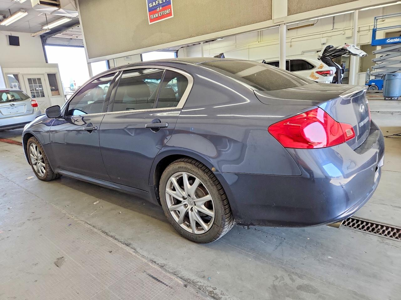 JN1CV6AR0AM457323 · 2010 INFINITI G37 SEDAN · 2/12