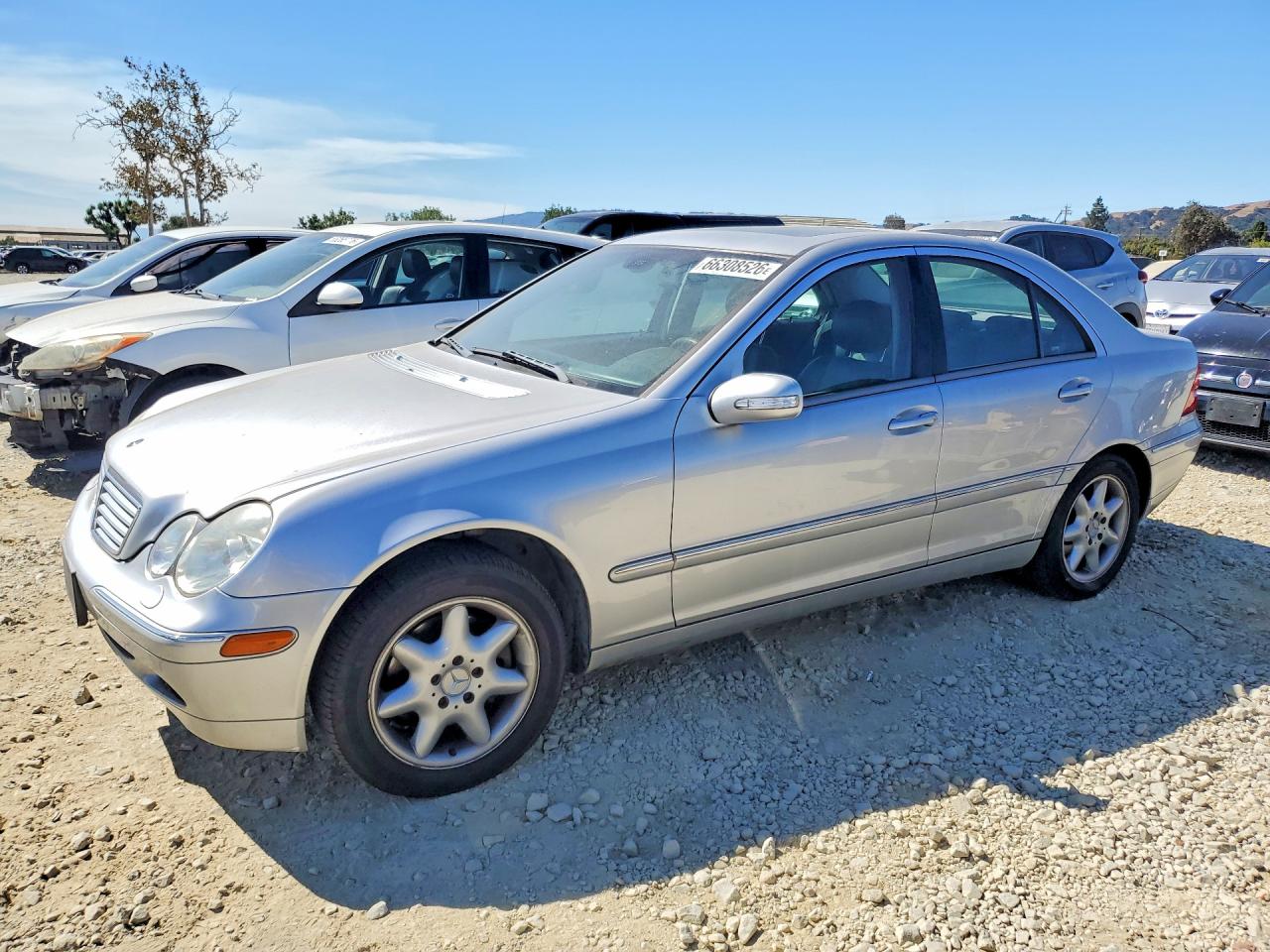 2004 MERCEDES-BENZ C