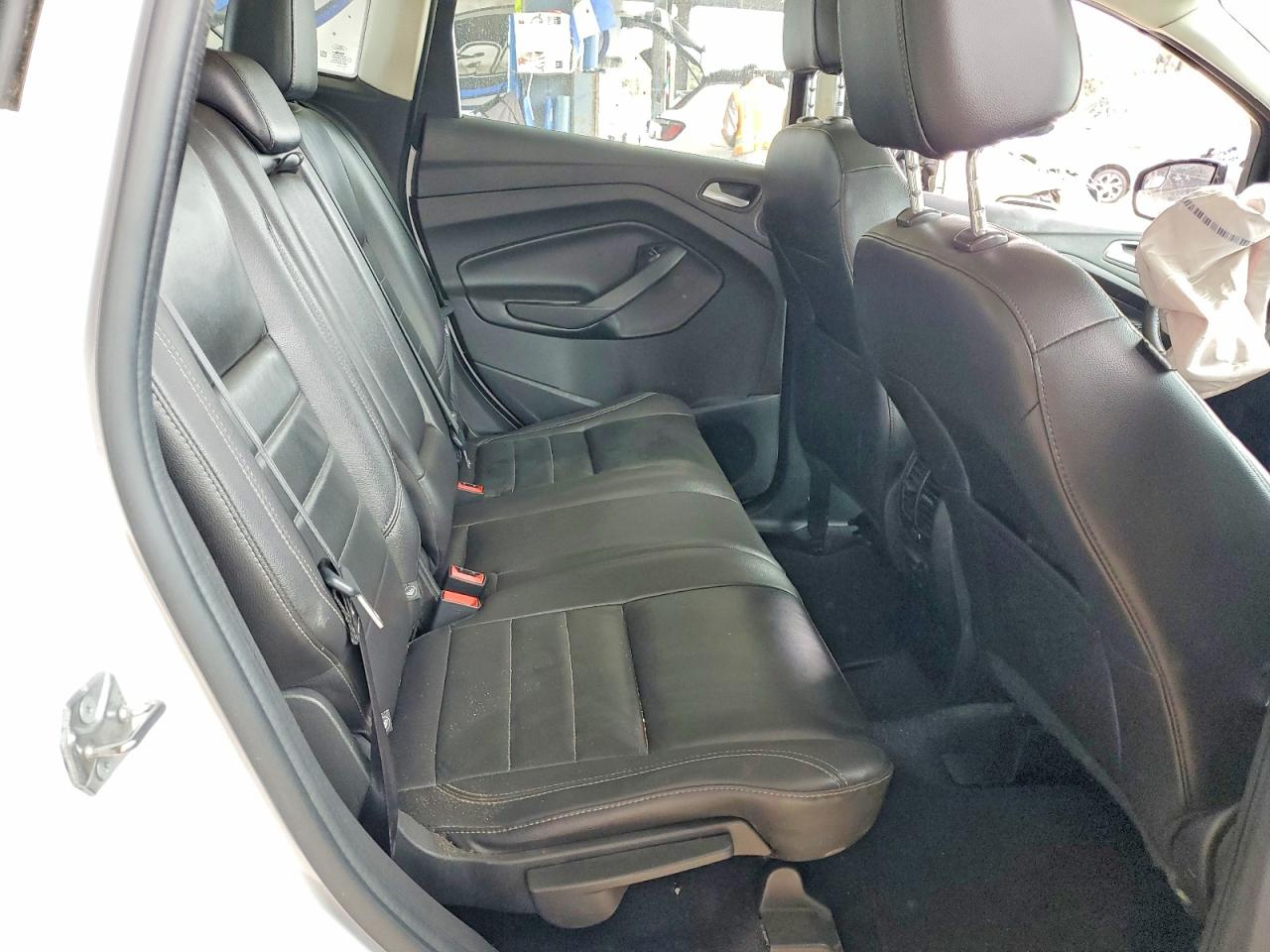 1FADP5BU7GL112903 · 2016 FORD C-MAX · 10/12