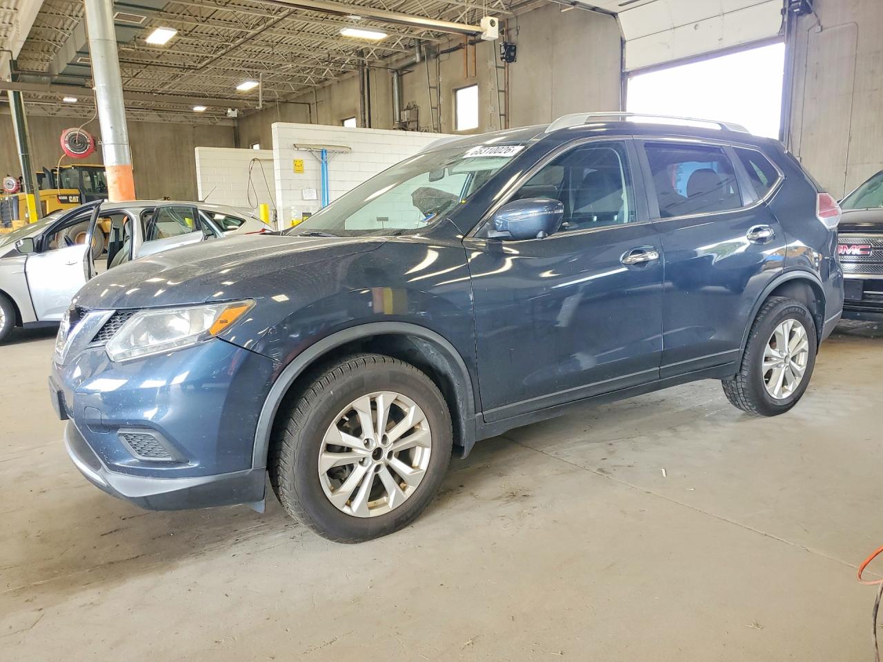 JN8AT2MV8GW138782 · 2016 NISSAN ROGUE