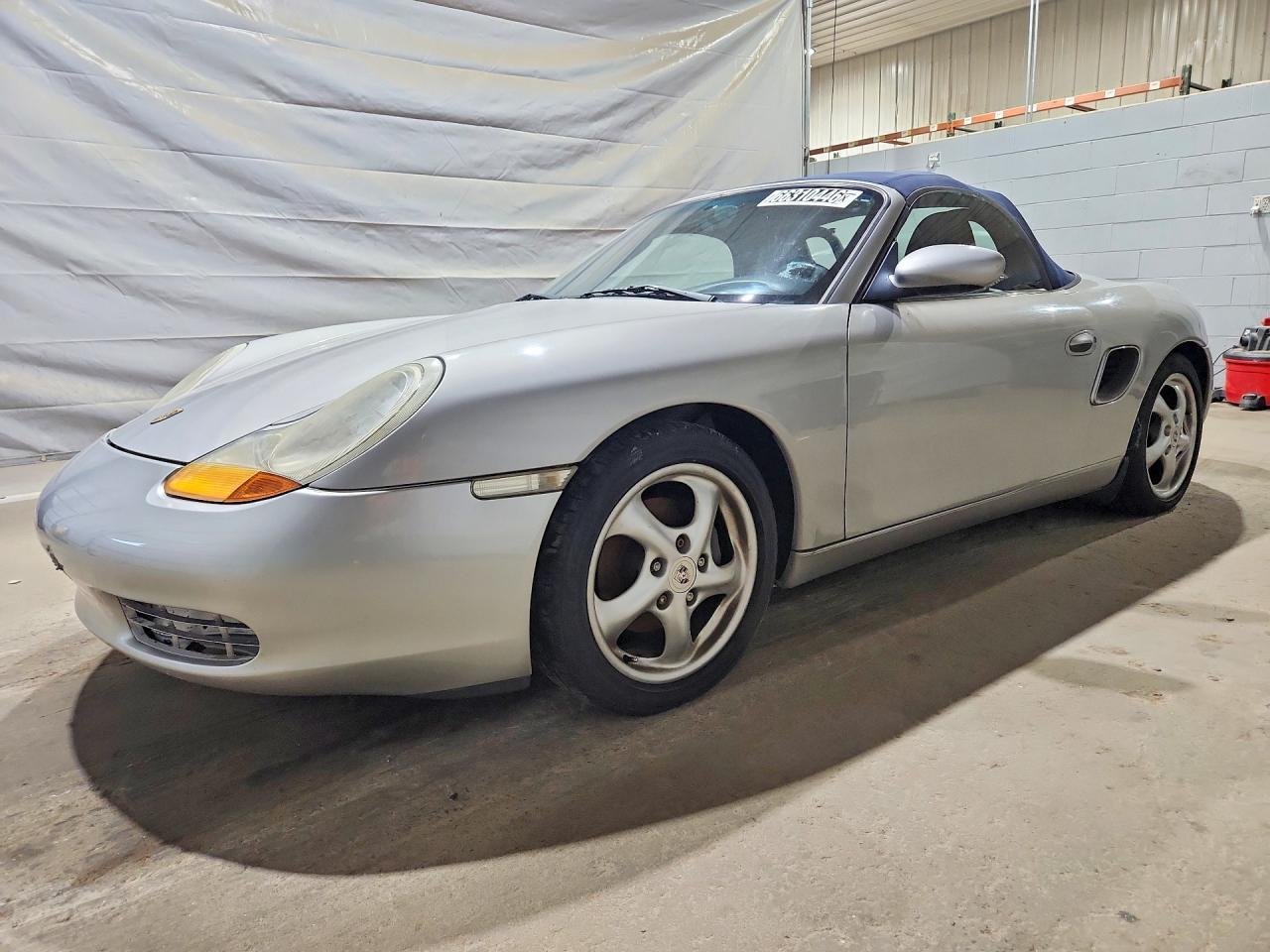 WP0CA2987YU626129 · 2000 PORSCHE BOXSTER
