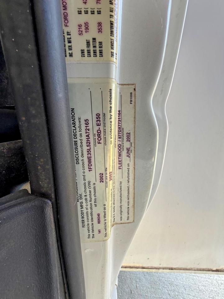 1FDWE35L52HA72165 · 2002 FORD ECONOLINE · 10/14