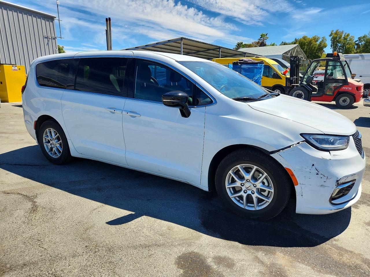 2C4RC1BGXSR520973 · 2025 CHRYSLER PACIFICA · 4/14