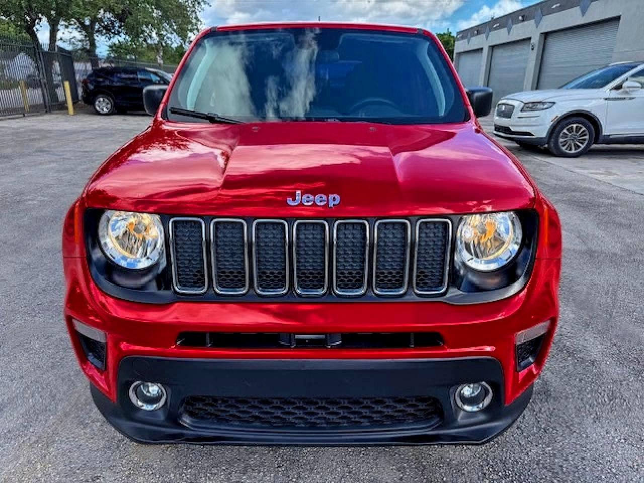 ZACNJAAB2LPL15502 · 2020 JEEP RENEGADE · 5/15