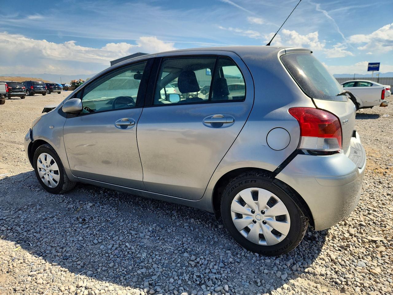 JTDKT4K33A5280676 · 2010 TOYOTA YARIS · 2/12