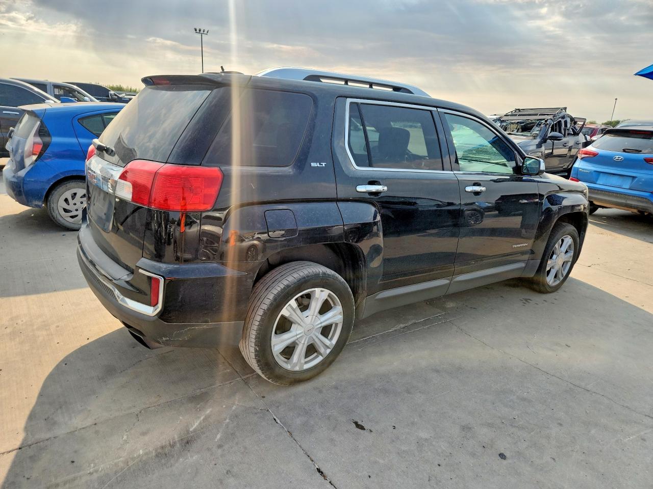 2GKFLPE31G6172976 · 2016 GMC TERRAIN · 3/13
