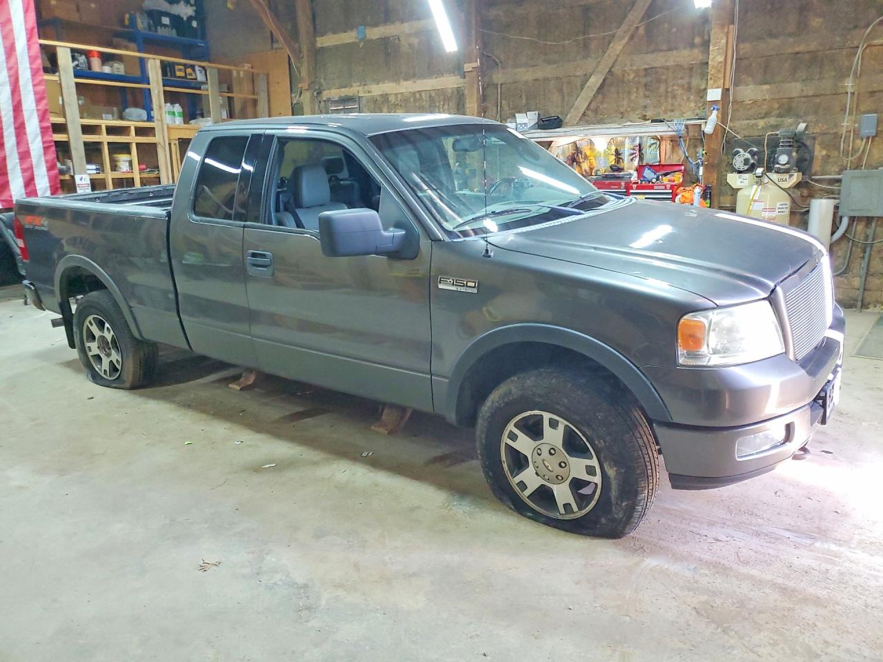 1FTPX14504FA32357 · 2004 FORD F150 · 4/12