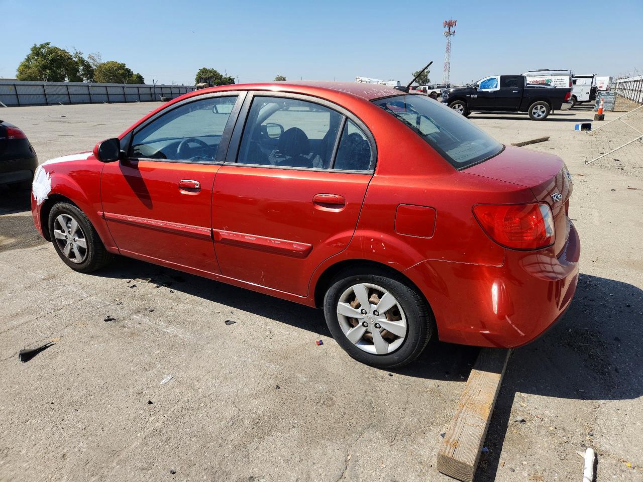 KNADH4A31B6736906 · 2011 KIA RIO · 2/13