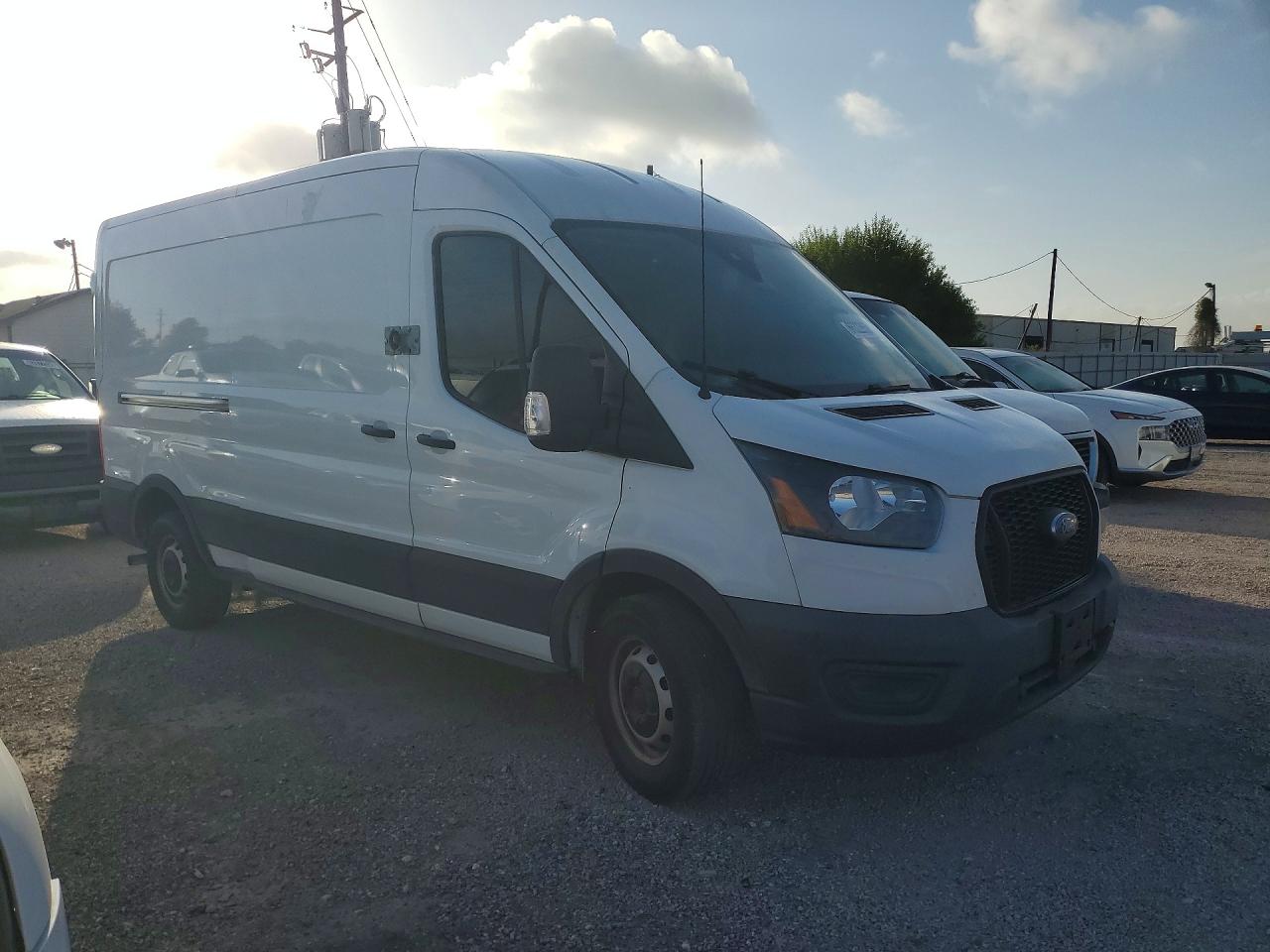 1FTBR1C86MKA02917 · 2021 FORD TRANSIT · 4/13