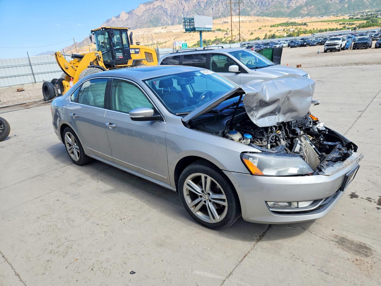 1VWCN7A31EC063773 · 2014 VOLKSWAGEN PASSAT · 4/12