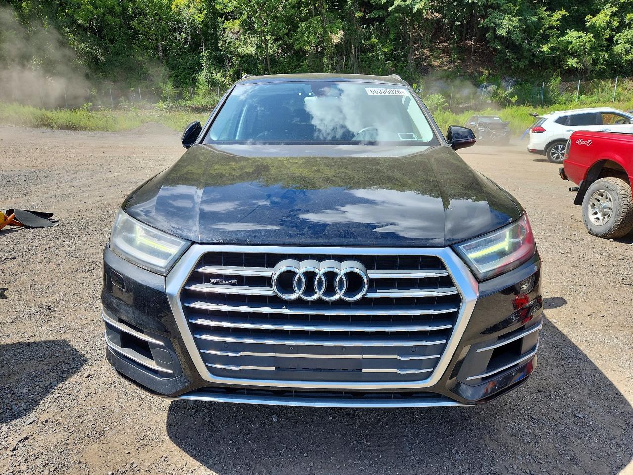 WA1LAAF70HD012989 · 2017 AUDI Q7 · 5/13