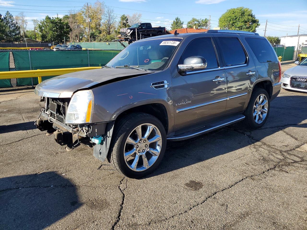 2012 CADILLAC ESCALADE