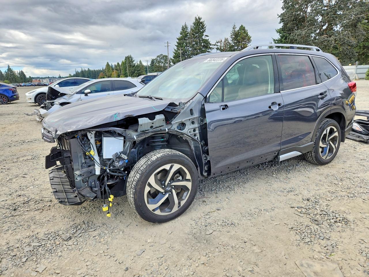 2022 SUBARU FORESTER