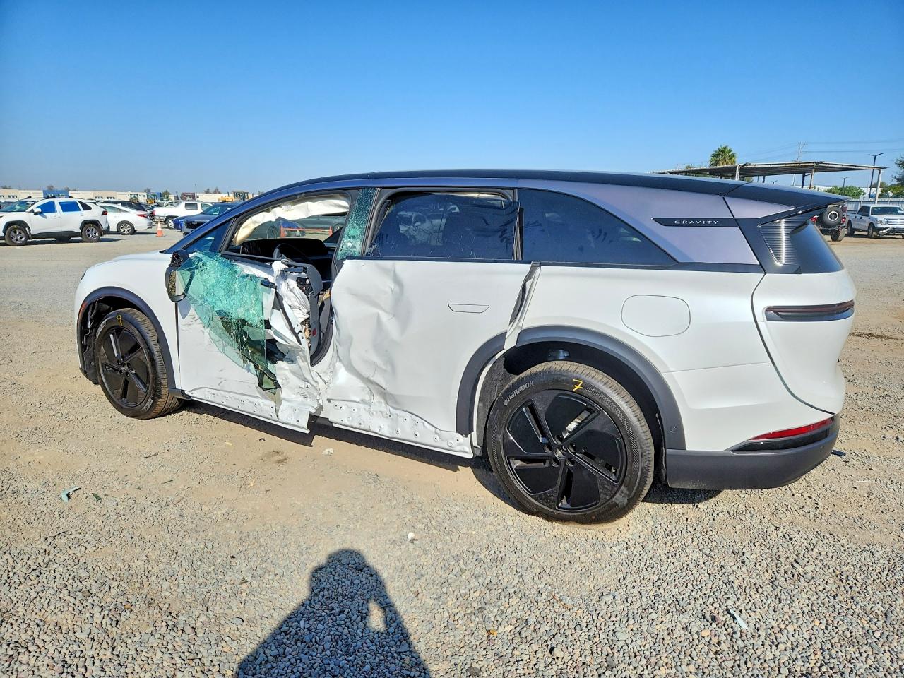 7UUG1GHJ0TA048369 · 2026 LUCID MOTORS GRAVITY · 2/13
