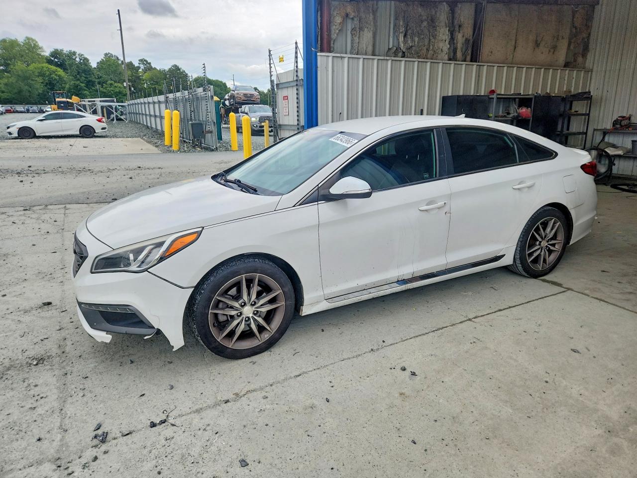 5NPE34AB9HH498184 · 2017 HYUNDAI SONATA