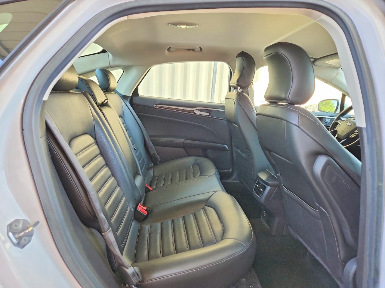 3FA6P0HD0GR310873 · 2016 FORD FUSION · 10/12