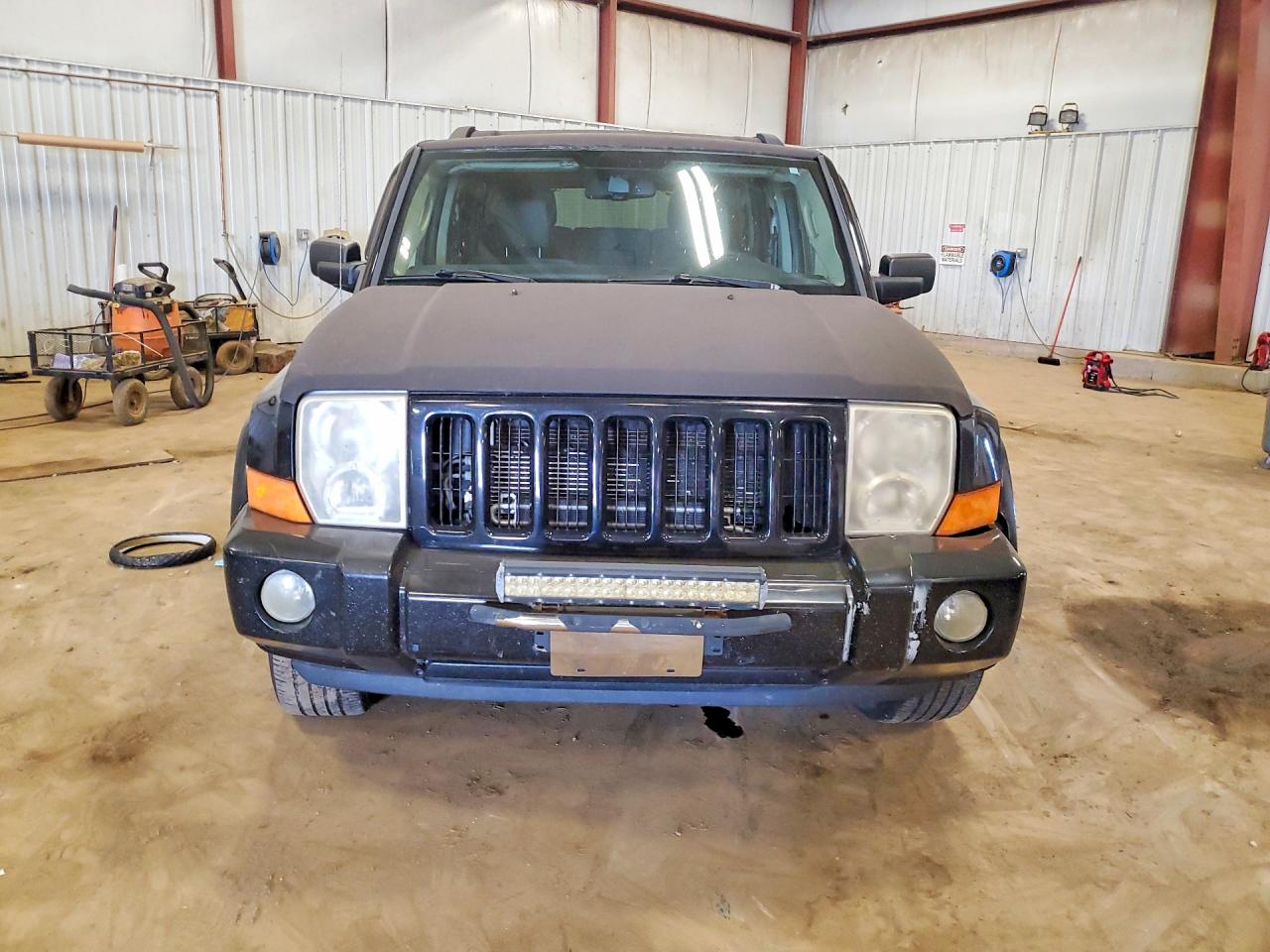 1J8HG48N26C212324 · 2006 JEEP COMMANDER · 5/13
