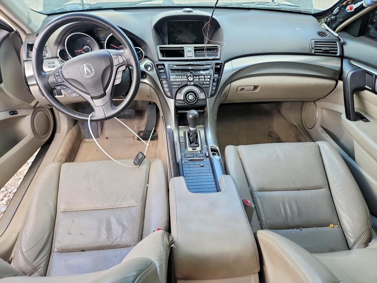 19UUA8F55BA008576 · 2011 ACURA TL · 8/12
