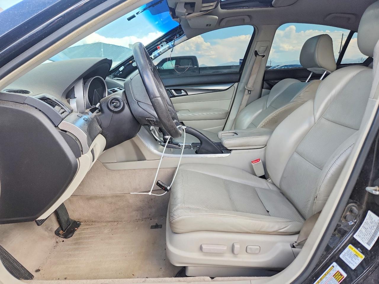 19UUA8F55BA008576 · 2011 ACURA TL · 7/12