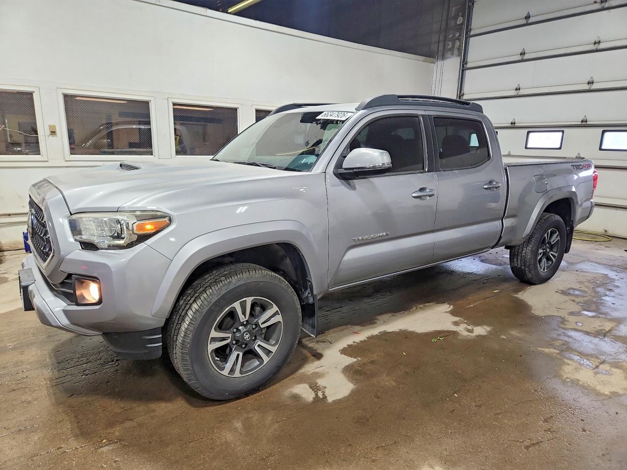 3TMDZ5BNXJM044244 · 2018 TOYOTA TACOMA