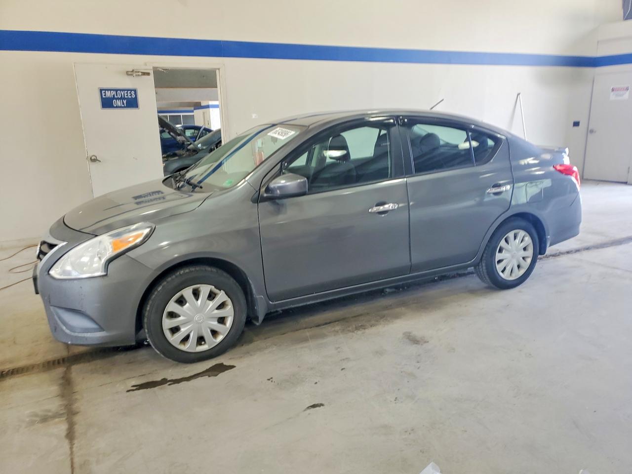 3N1CN7AP1GL846432 · 2016 NISSAN VERSA