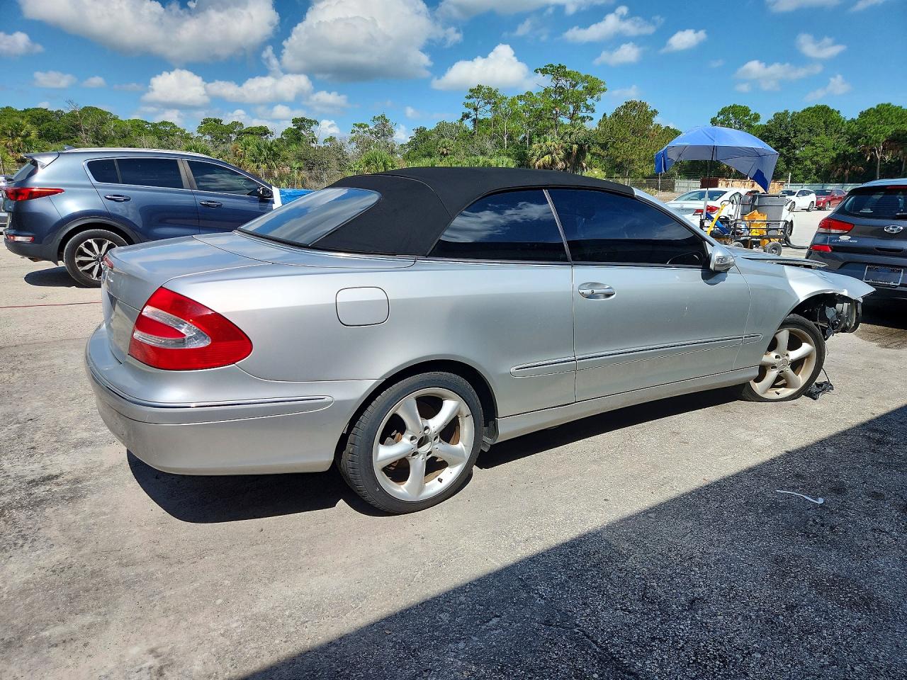 WDBTK65J85F133491 · 2005 MERCEDES-BENZ CLK · 3/13