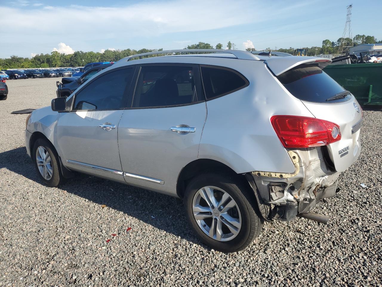 JN8AS5MT8FW664752 · 2015 NISSAN ROGUE SELECT · 2/13