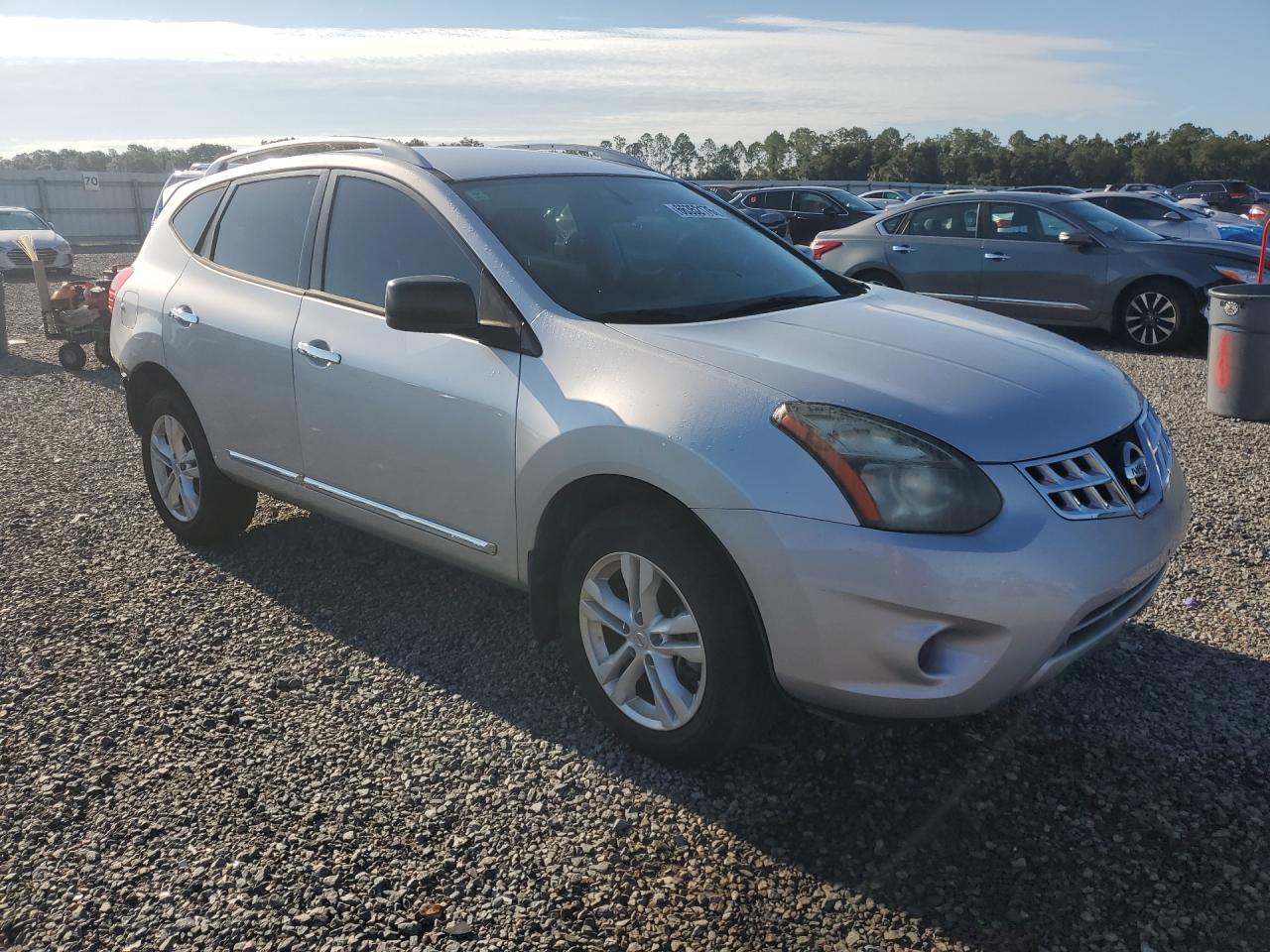JN8AS5MT8FW664752 · 2015 NISSAN ROGUE SELECT · 4/13