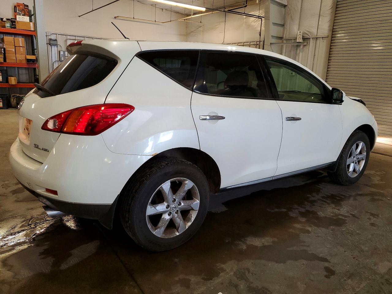 JN8AZ18WX9W122906 · 2009 NISSAN MURANO · 3/13