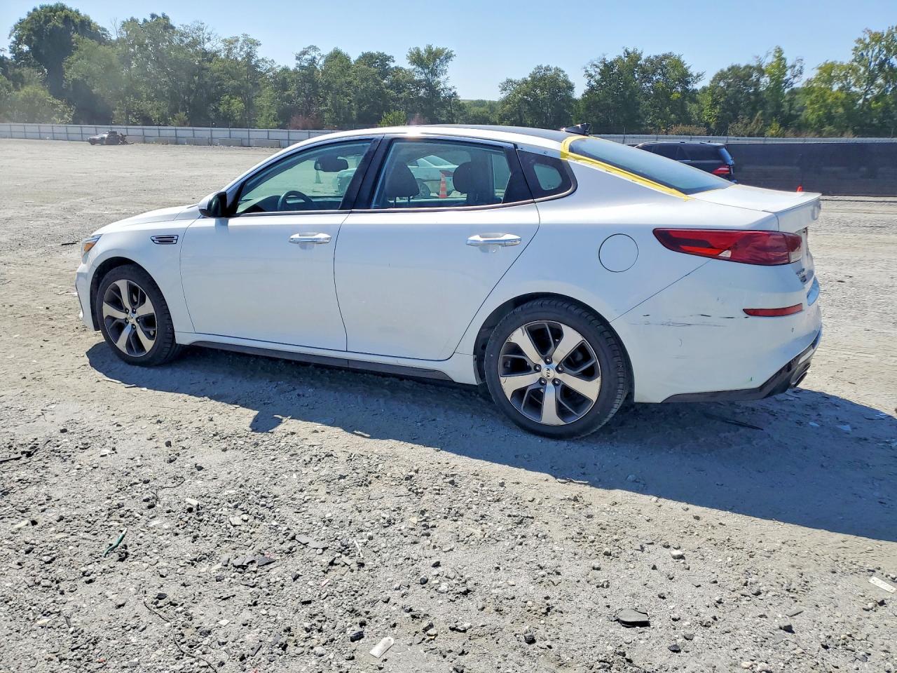 5XXGT4L37KG367319 · 2019 KIA OPTIMA · 2/13