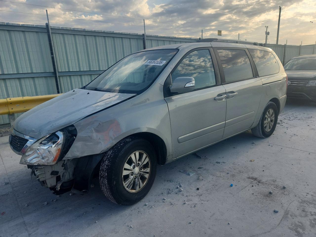 2012 KIA SEDONA