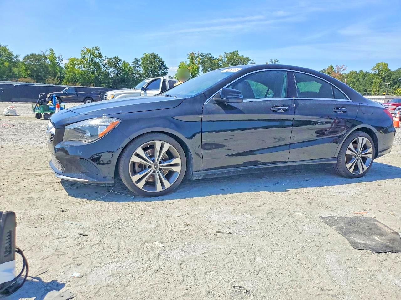 2019 MERCEDES-BENZ CLA