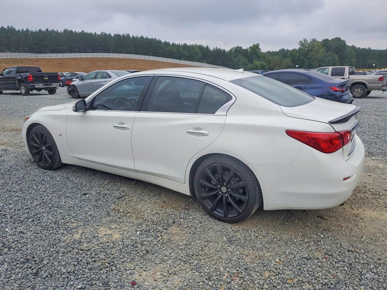 JN1BV7AP6FM335282 · 2015 INFINITI Q50 · 2/12