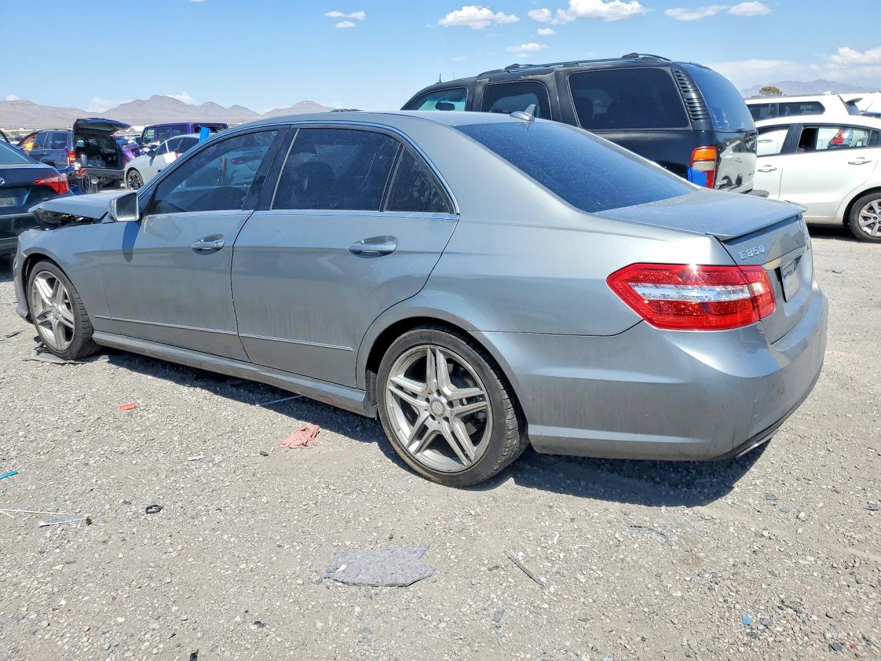 WDDHF5GB1BA373251 · 2011 MERCEDES-BENZ E · 2/12