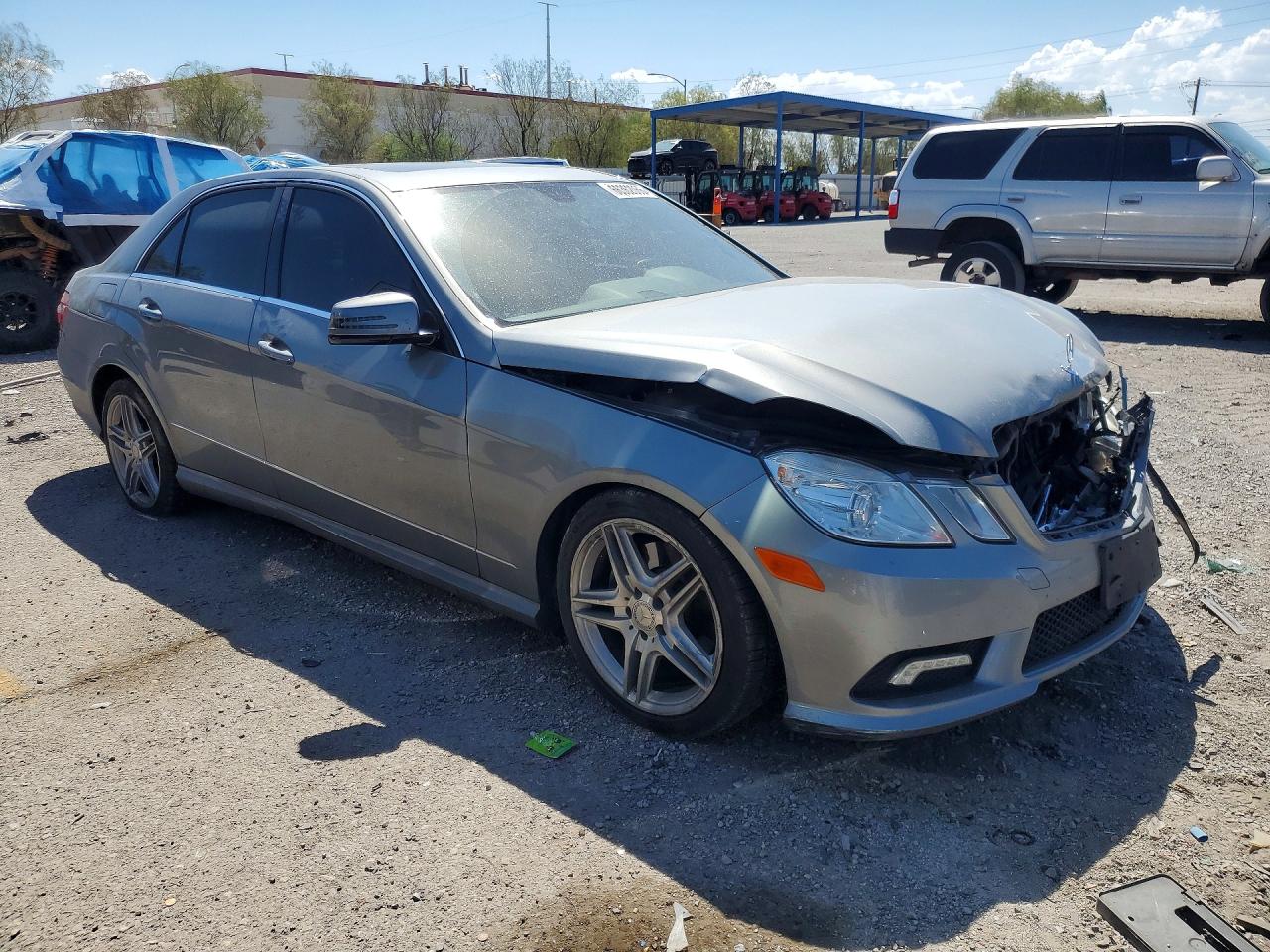 WDDHF5GB1BA373251 · 2011 MERCEDES-BENZ E · 4/12