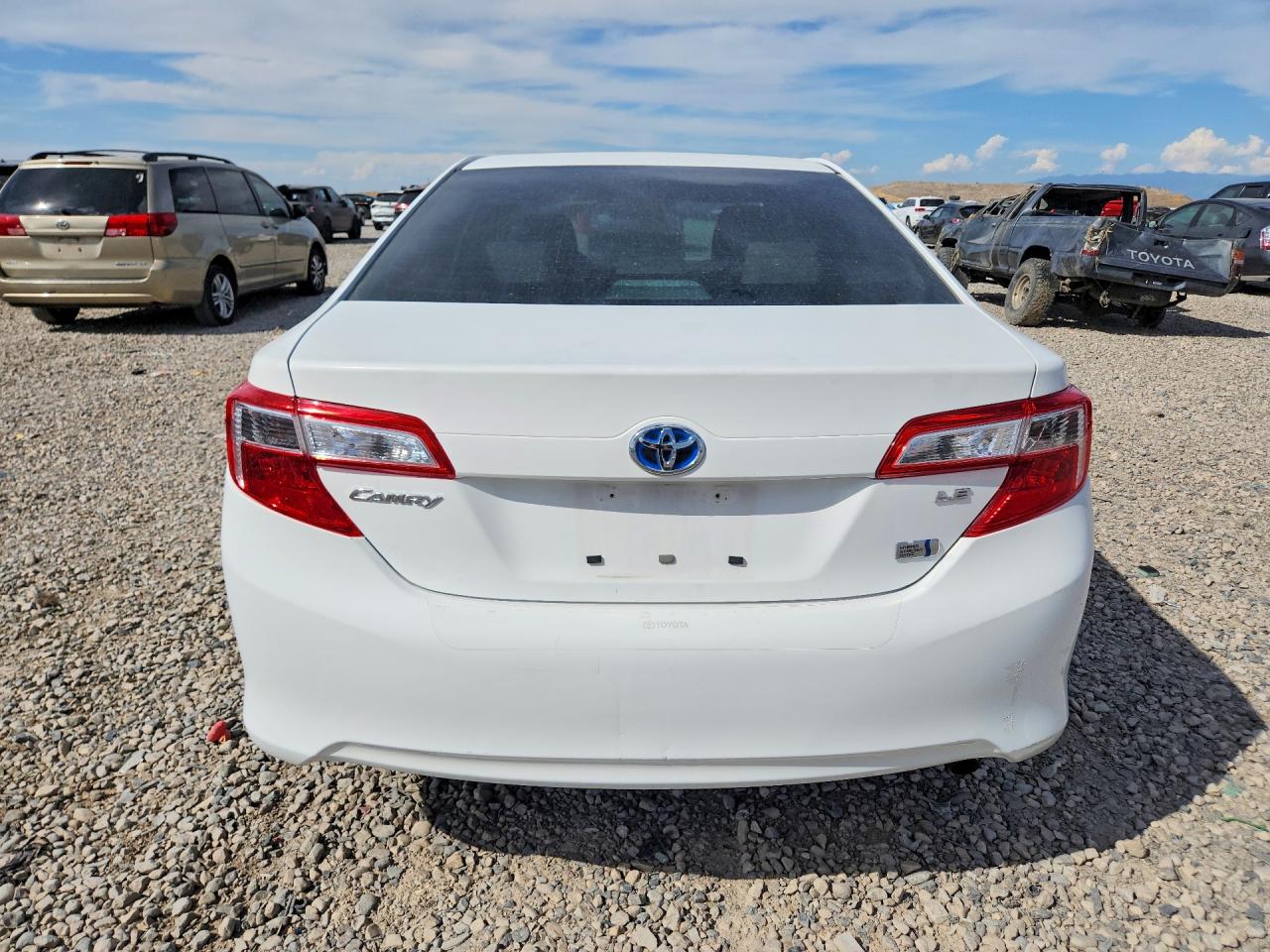 4T1BD1FK6CU055475 · 2012 TOYOTA CAMRY HYBRID · 6/13