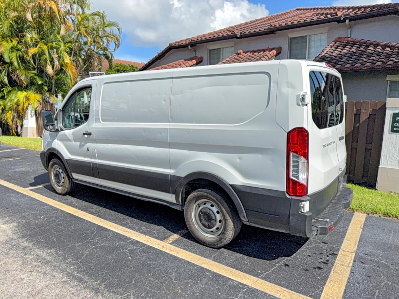 1FTYE1YMXKKA80190 · 2019 FORD TRANSIT · 3/14