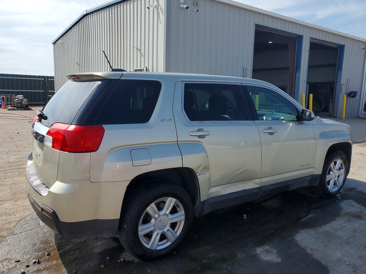 2GKALMEK0F6206534 · 2015 GMC TERRAIN · 3/13
