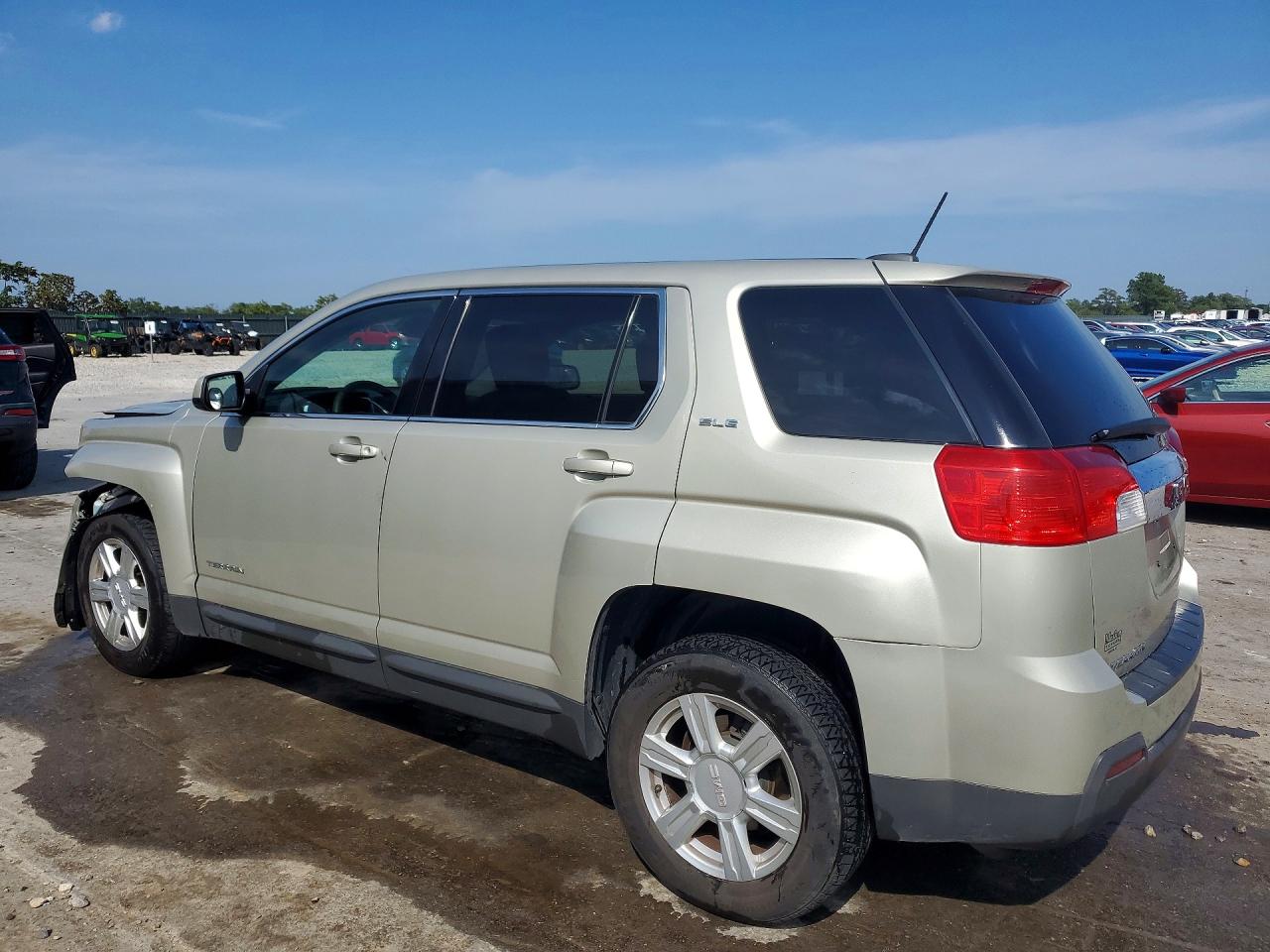 2GKALMEK0F6206534 · 2015 GMC TERRAIN · 2/13
