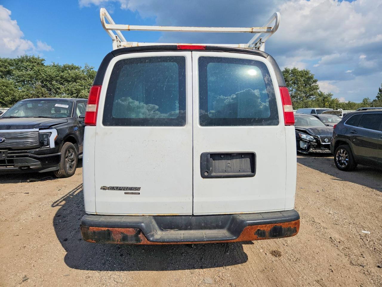 1GCWGFCF4F1196231 · 2015 CHEVROLET EXPRESS G2500 · 6/13
