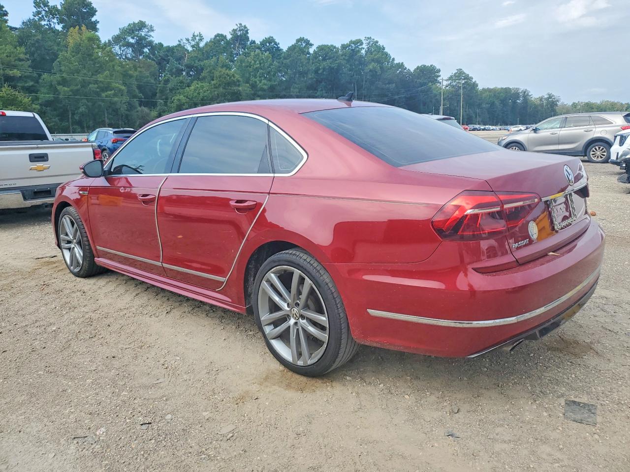 1VWDT7A30HC033498 · 2017 VOLKSWAGEN PASSAT · 2/12