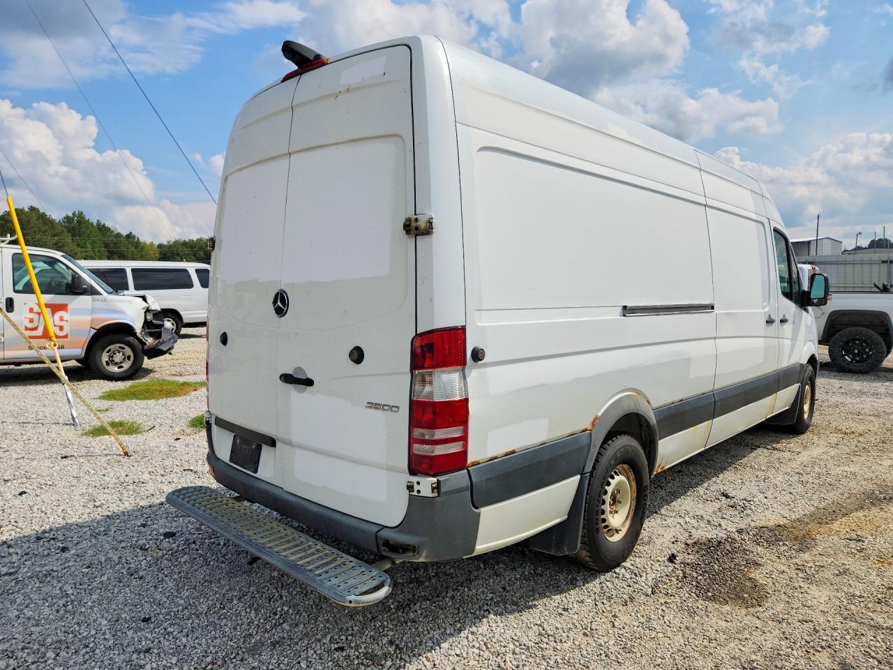 WD3PE8CD0JP595609 · 2018 MERCEDES-BENZ SPRINTER · 3/12