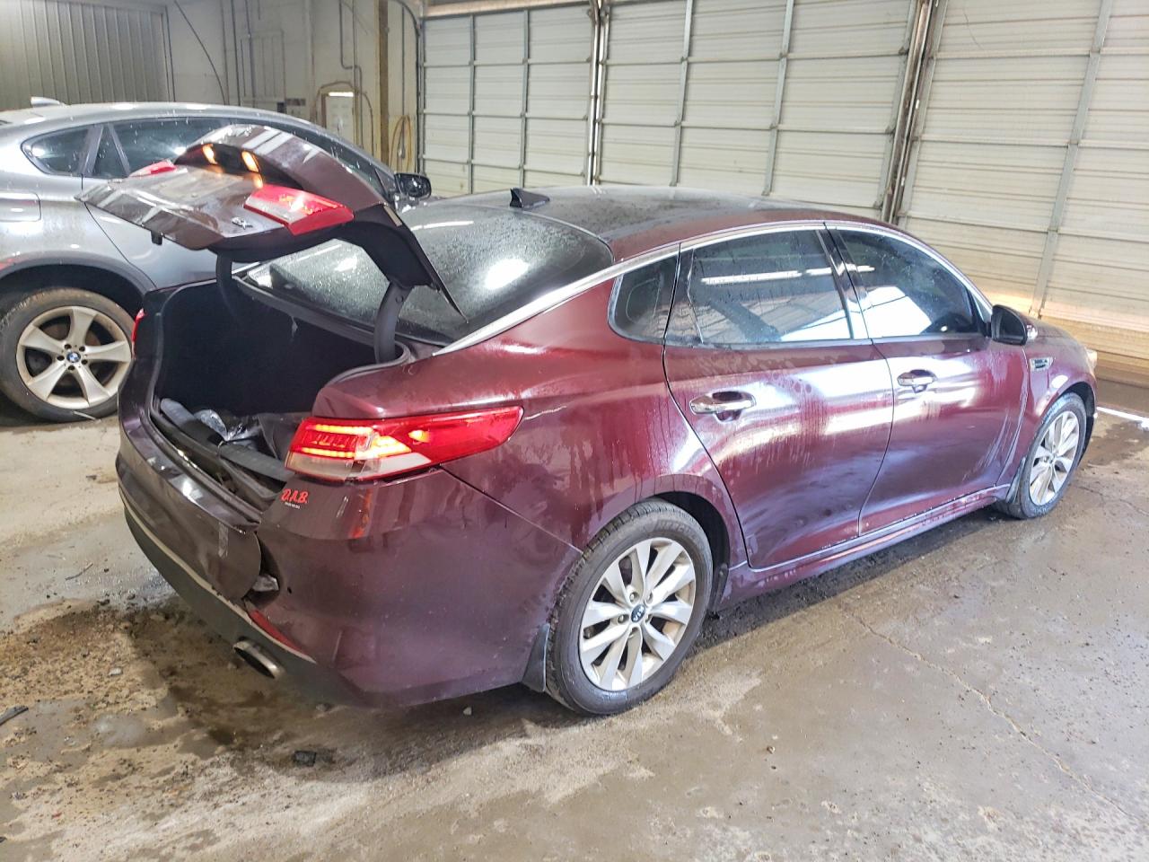 5XXGU4L37JG271122 · 2018 KIA OPTIMA · 3/12