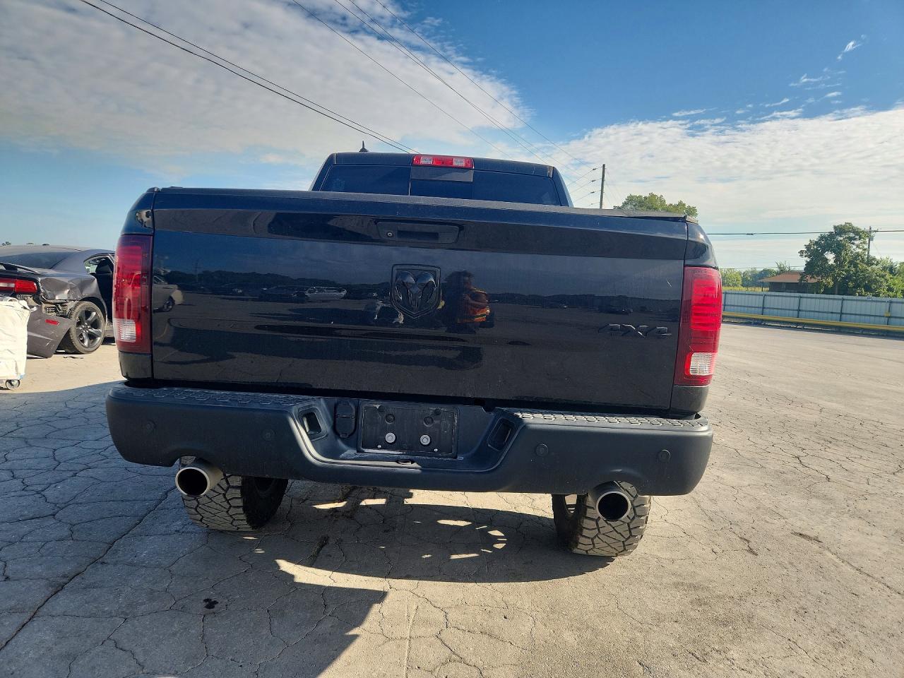 1C6RR7LT4KS655367 · 2019 RAM 1500 CLASSIC · 6/12