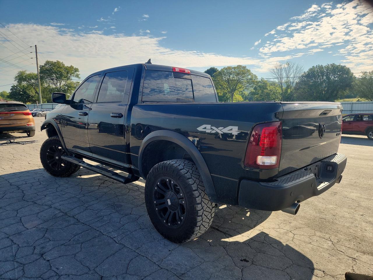 1C6RR7LT4KS655367 · 2019 RAM 1500 CLASSIC · 2/12